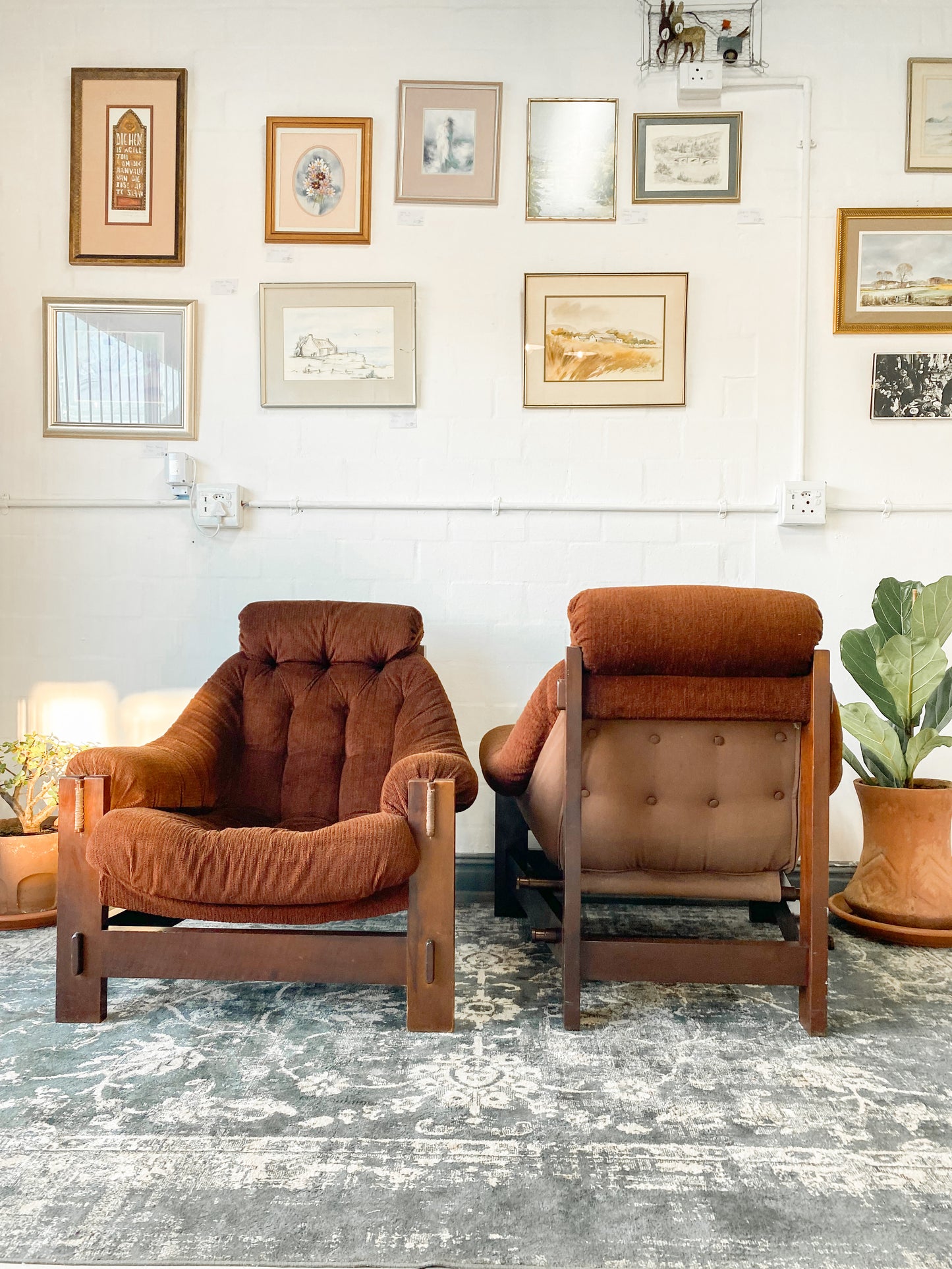 Grafton Everest Sling Armchair