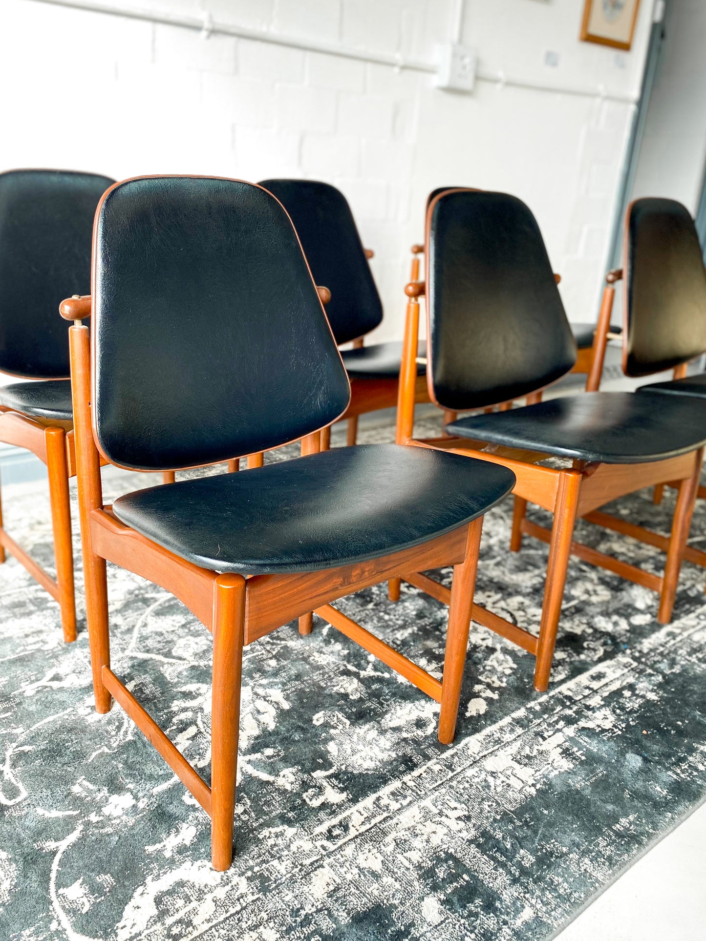 Frystark Dining Chairs
