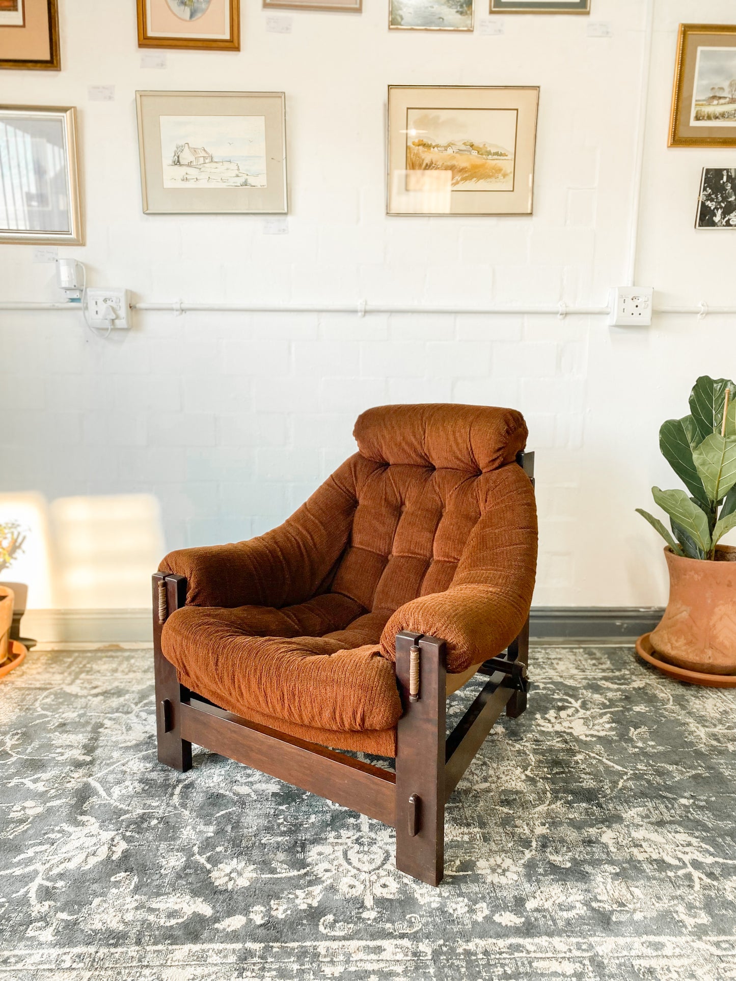 Grafton Everest Sling Armchair