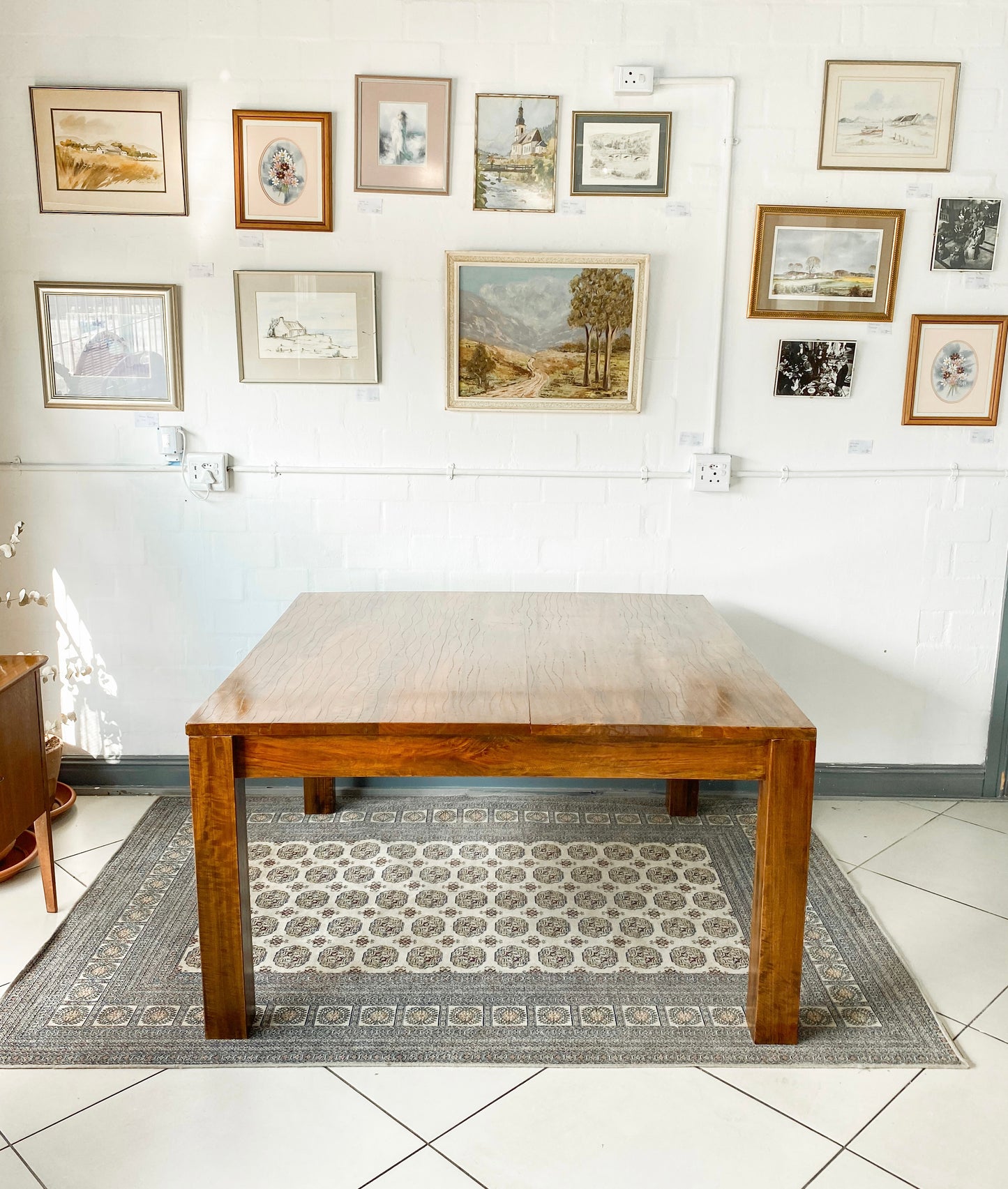 UK Dining Set