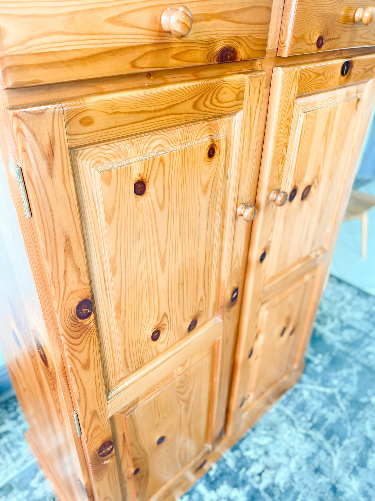Farmstyle Cabinet