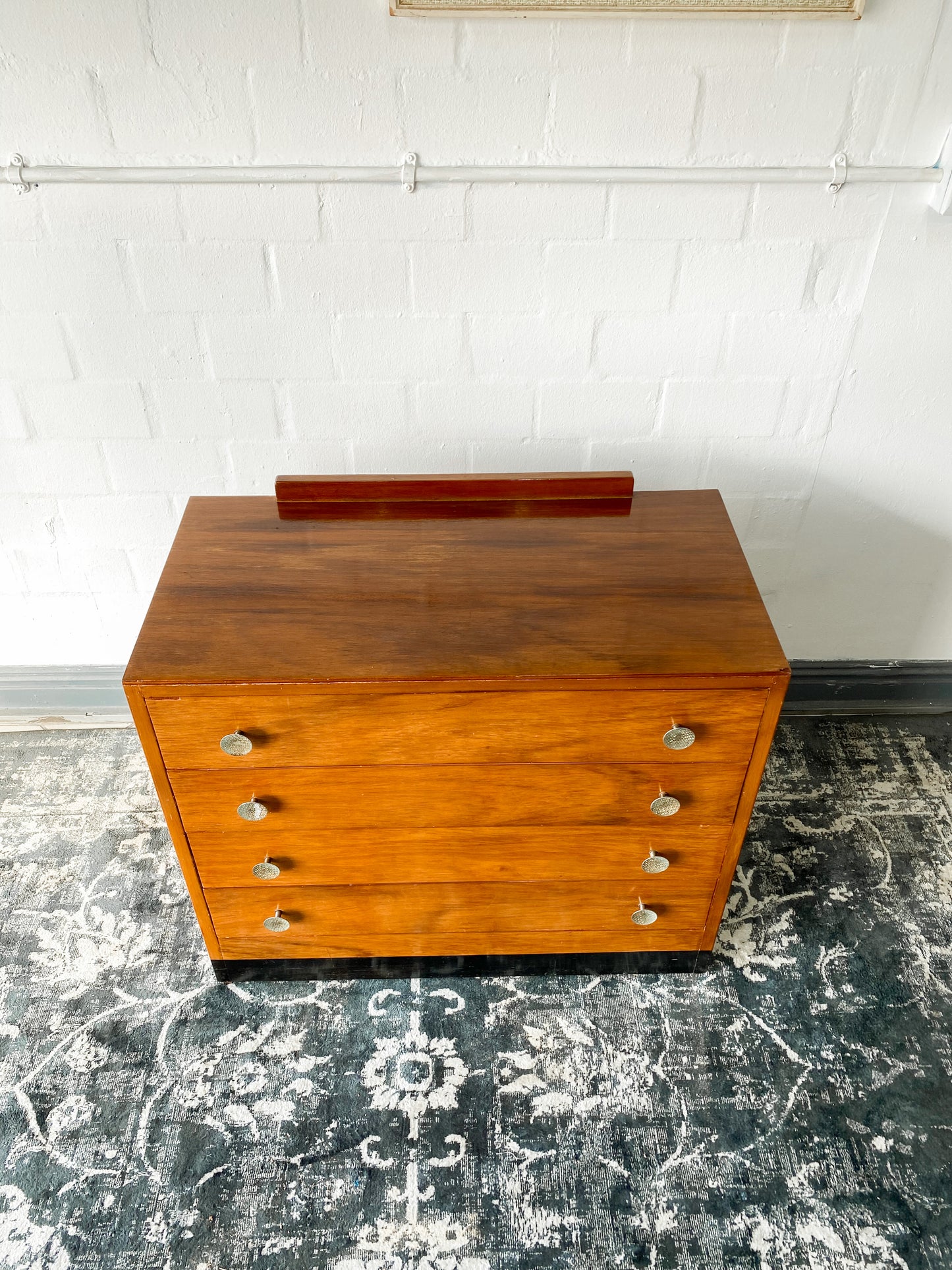 Mid Century Chest of Drawers