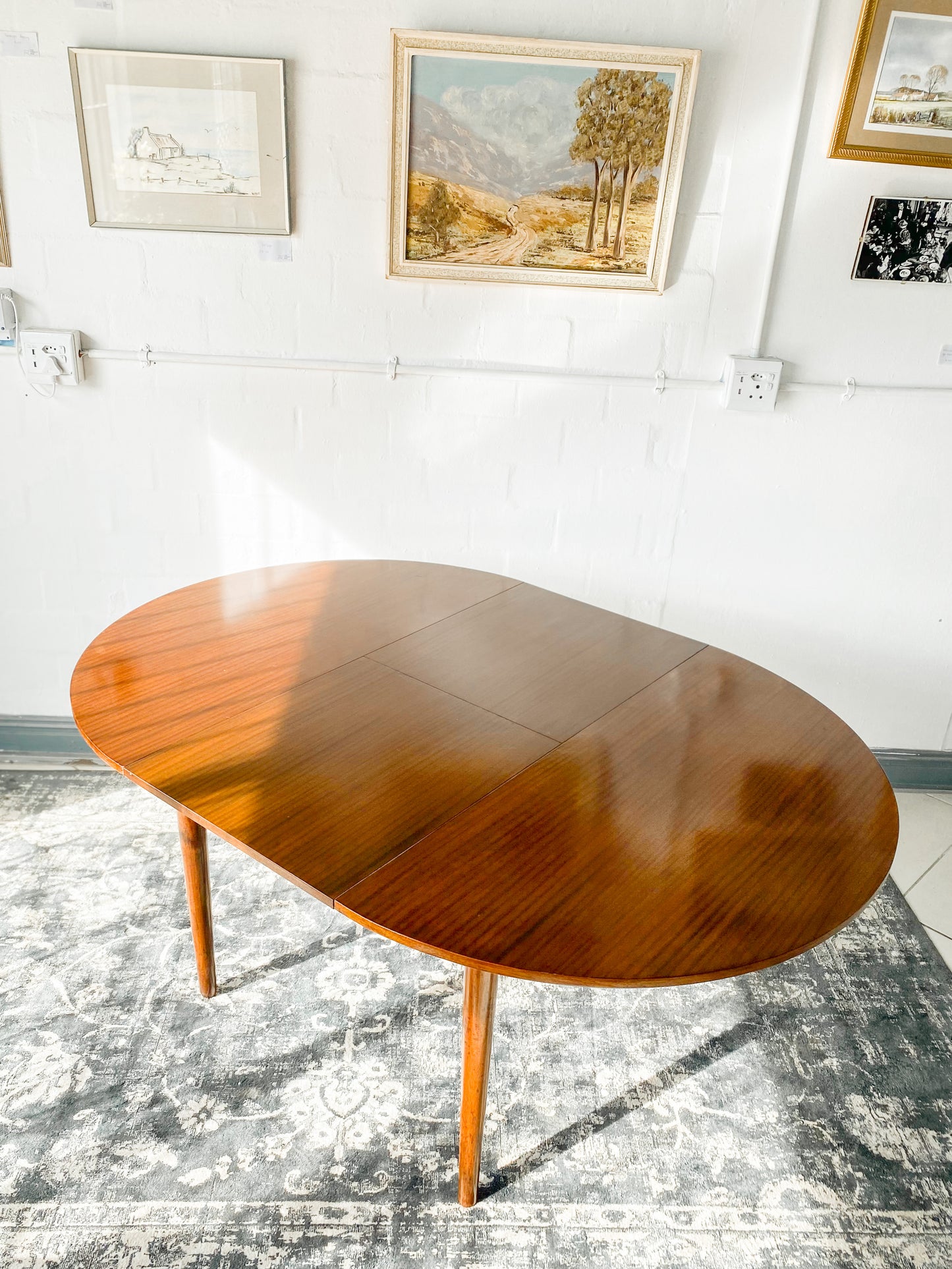 Mid Century Extendable Dining Table
