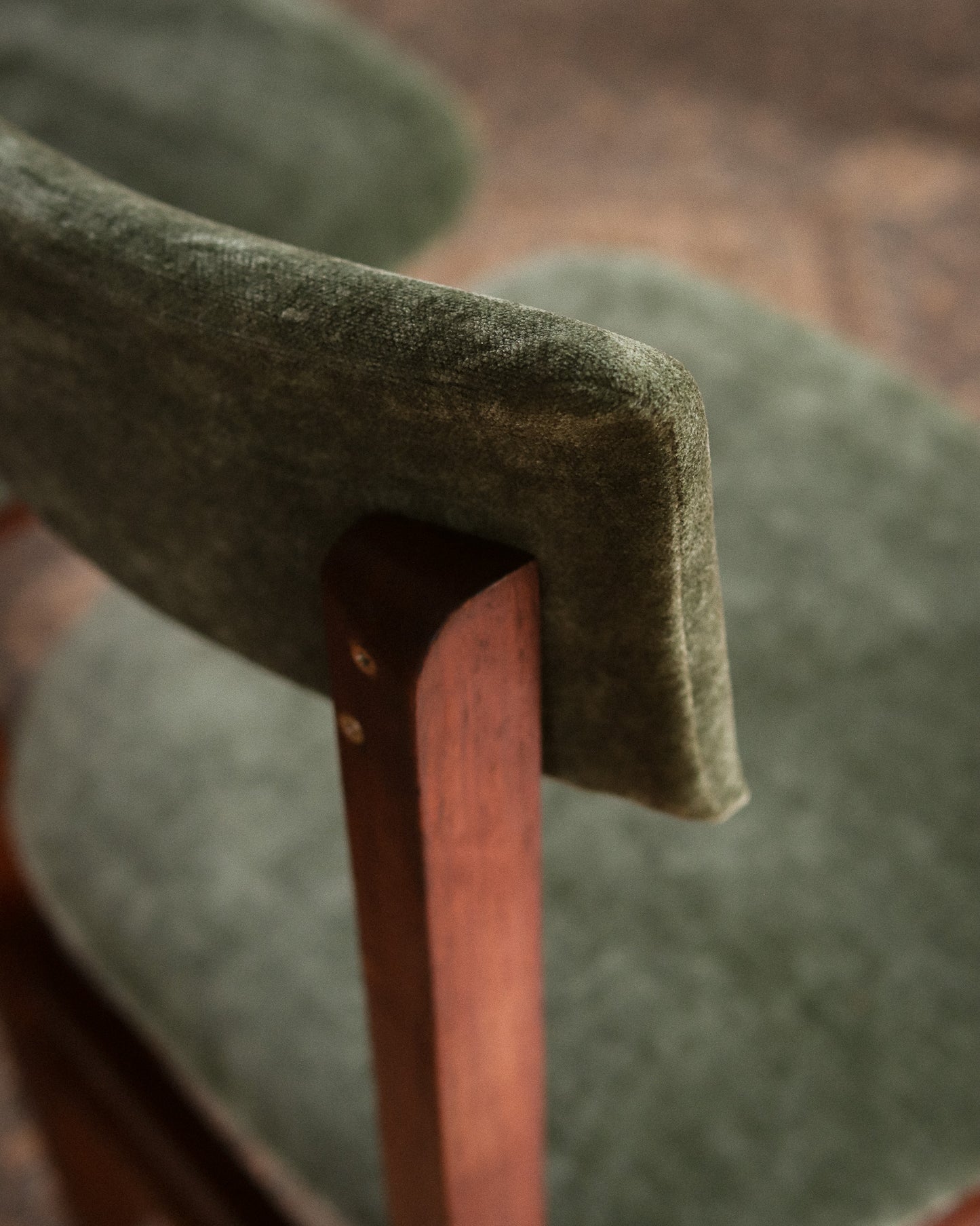 Set of 4 Retro Dining Chairs