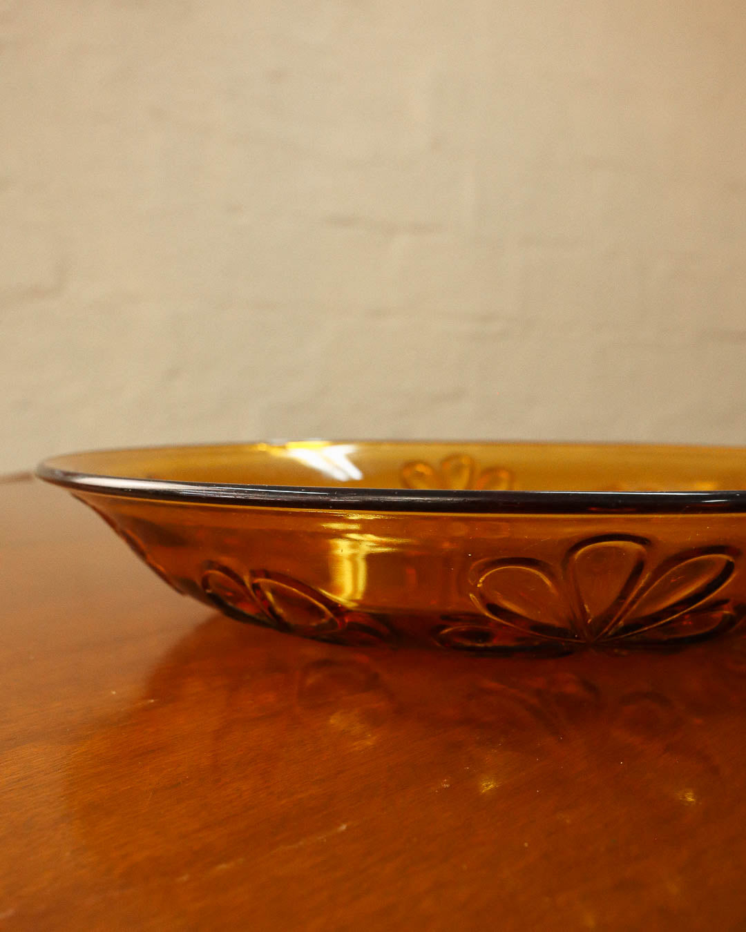 Vereco Daisy Amber Glass Tray