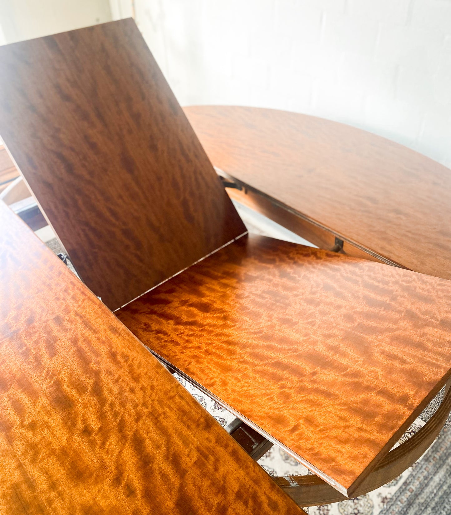 Extendable Dining Table