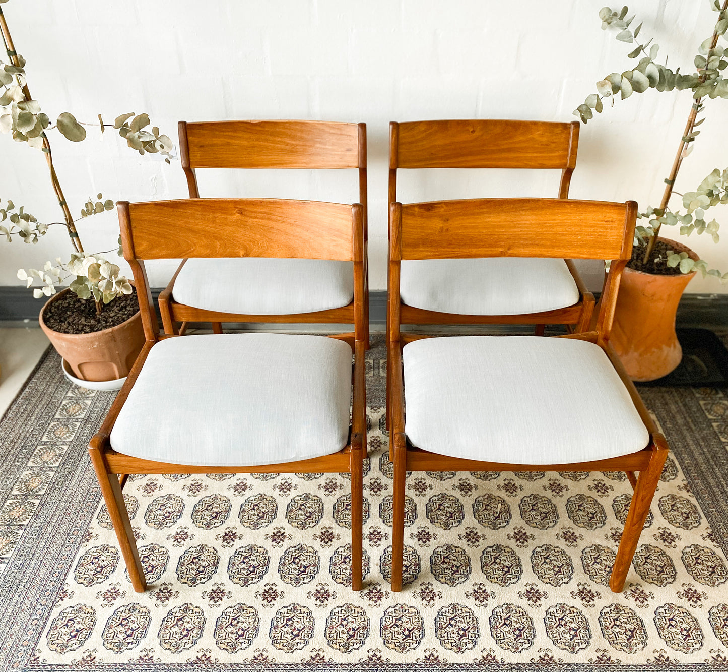 Set of 4 Greaves and Thomas Dining Chairs
