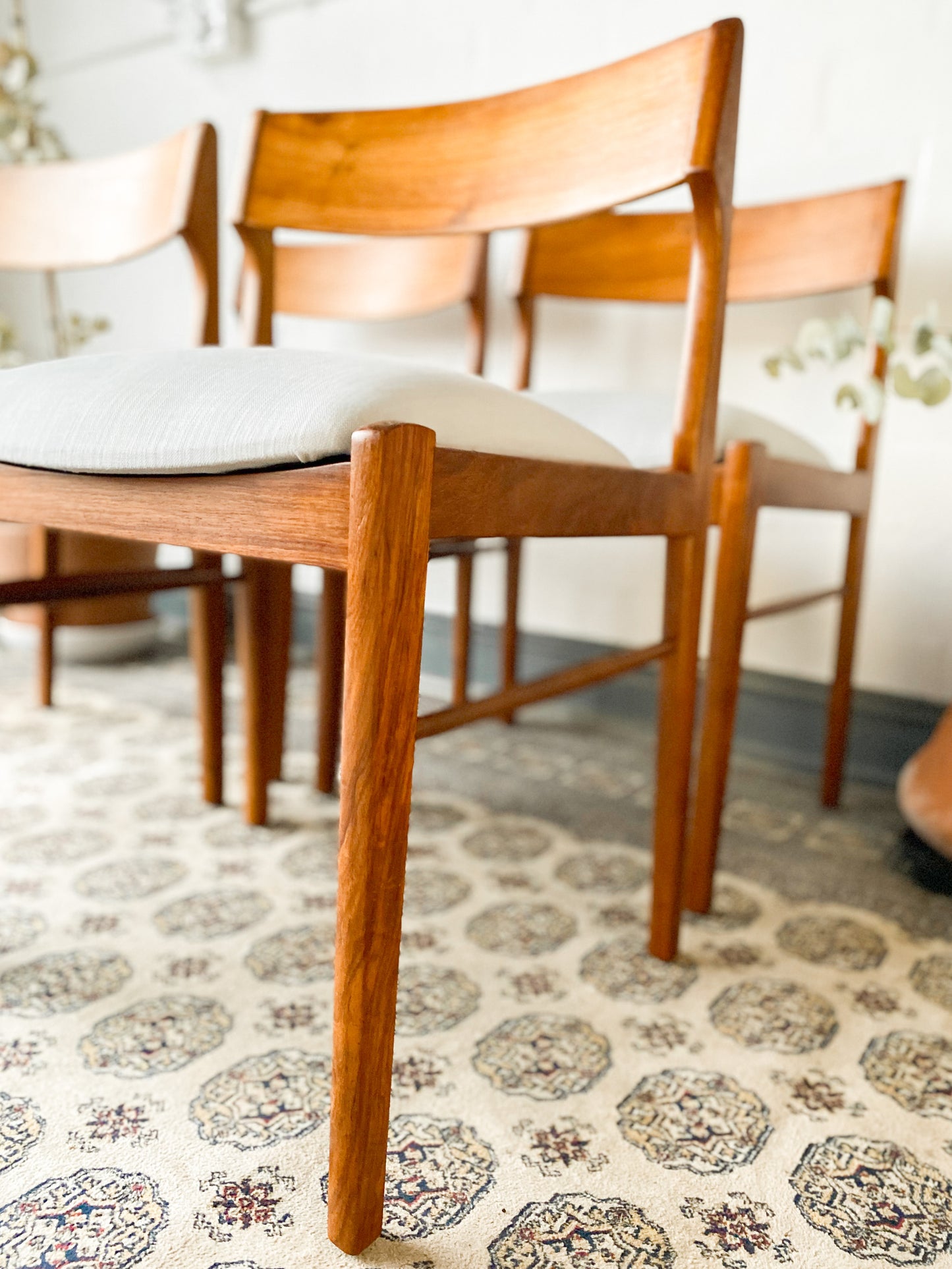 Set of 4 Greaves and Thomas Dining Chairs