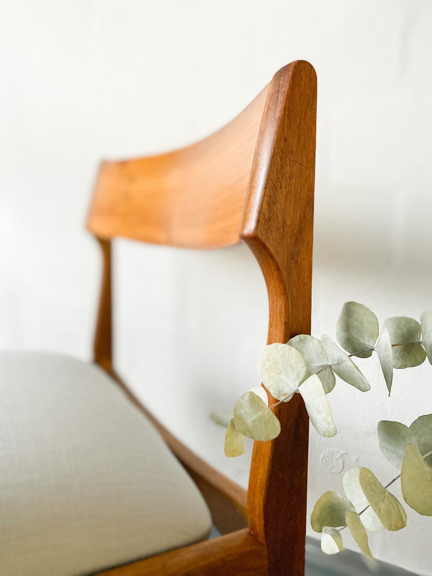 Set of 4 Greaves and Thomas Dining Chairs