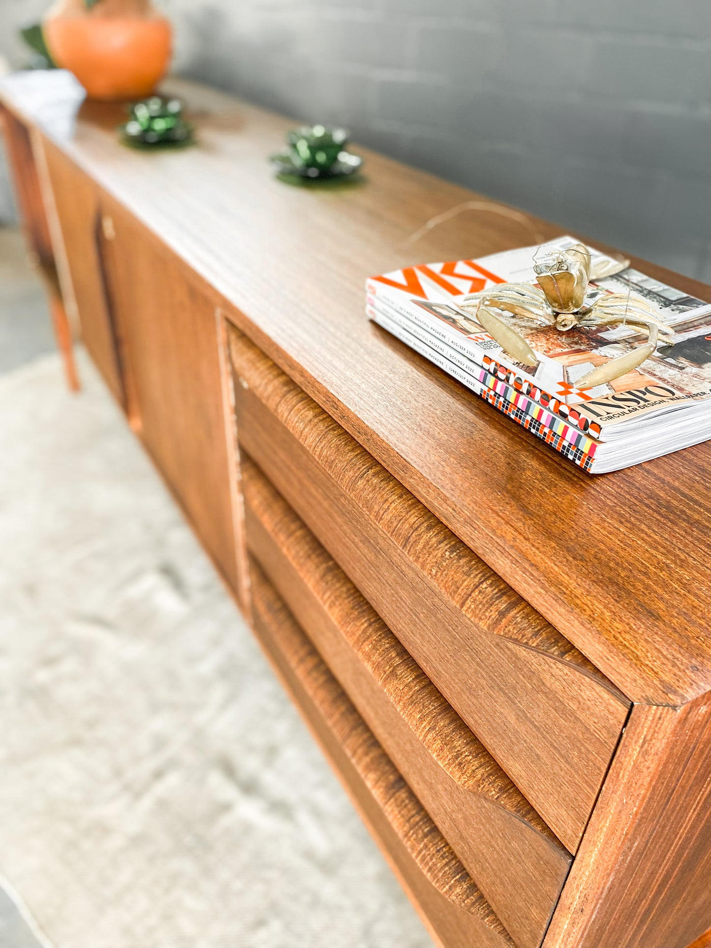Duros Mid Century Sideboard