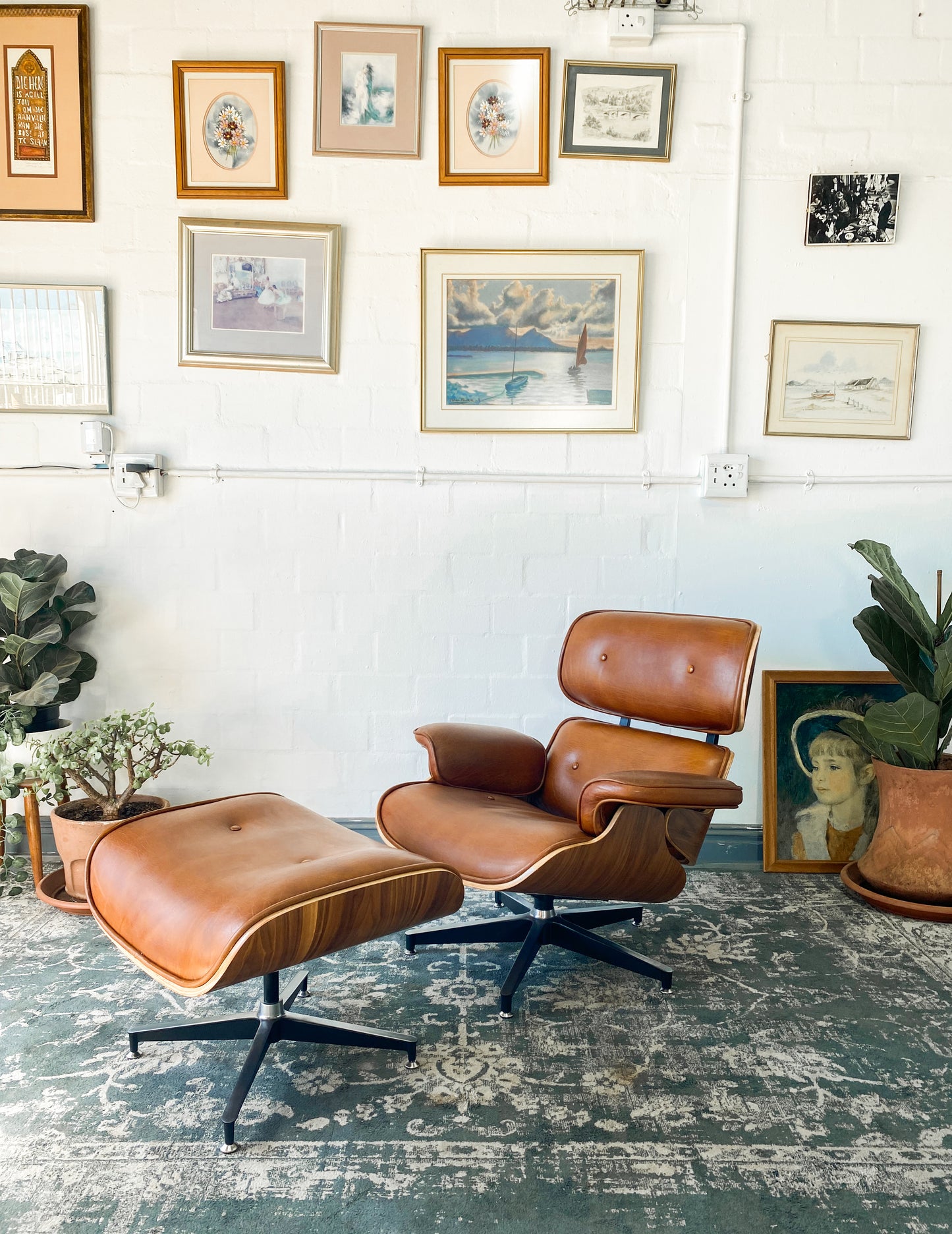 Eames Style Lounger and Footstool