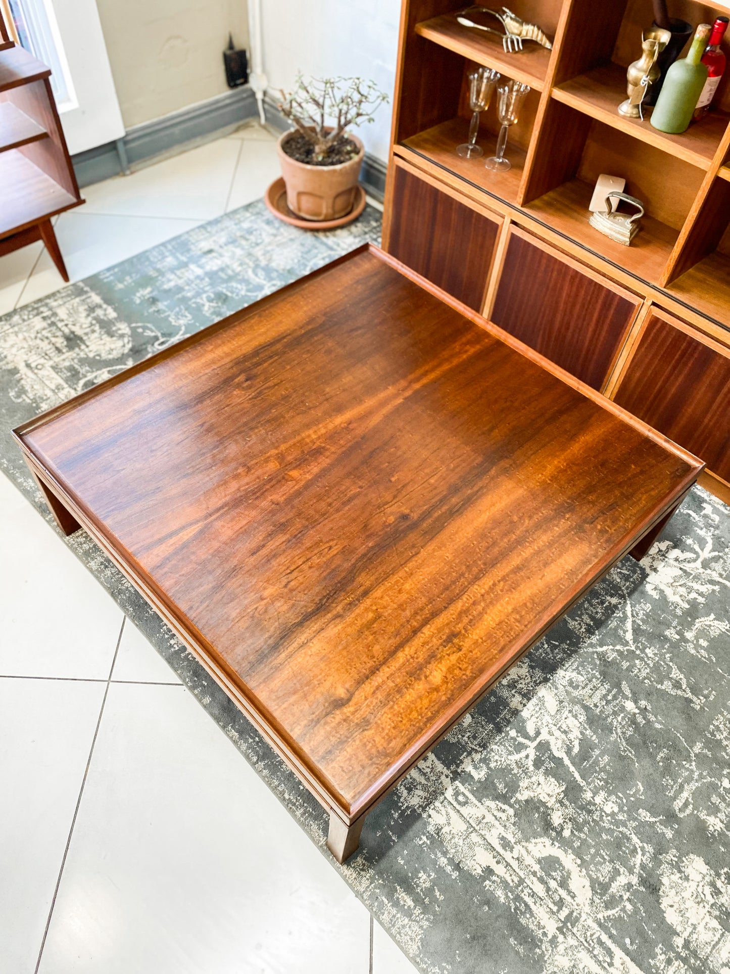 EE Meyer for Binnehuis Coffee Table