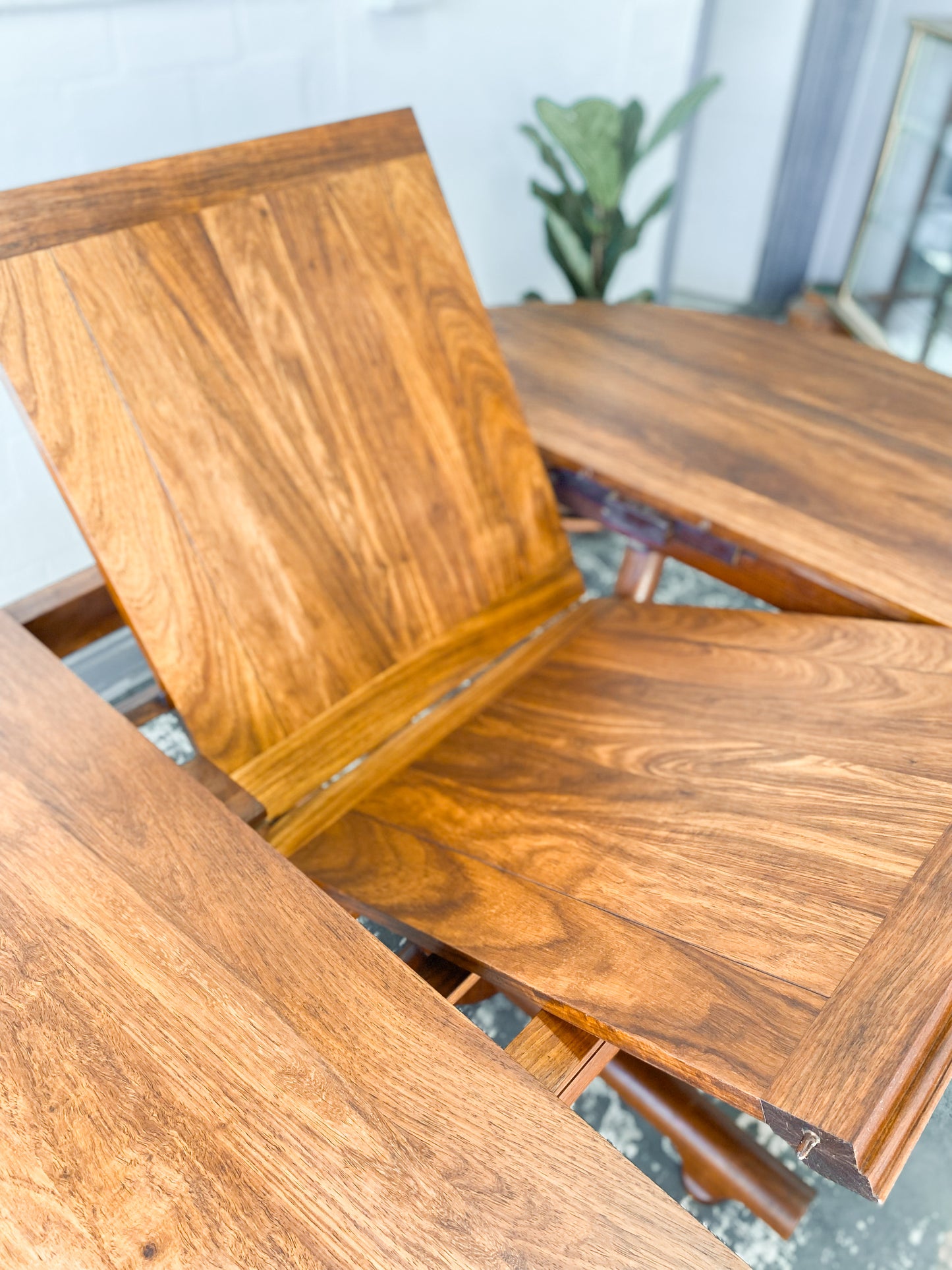Artecasa Extendable Dining Table