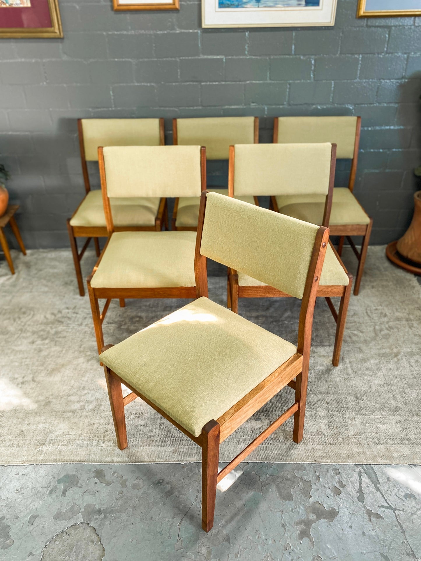 Set of 6 Mid Century Dining Chairs