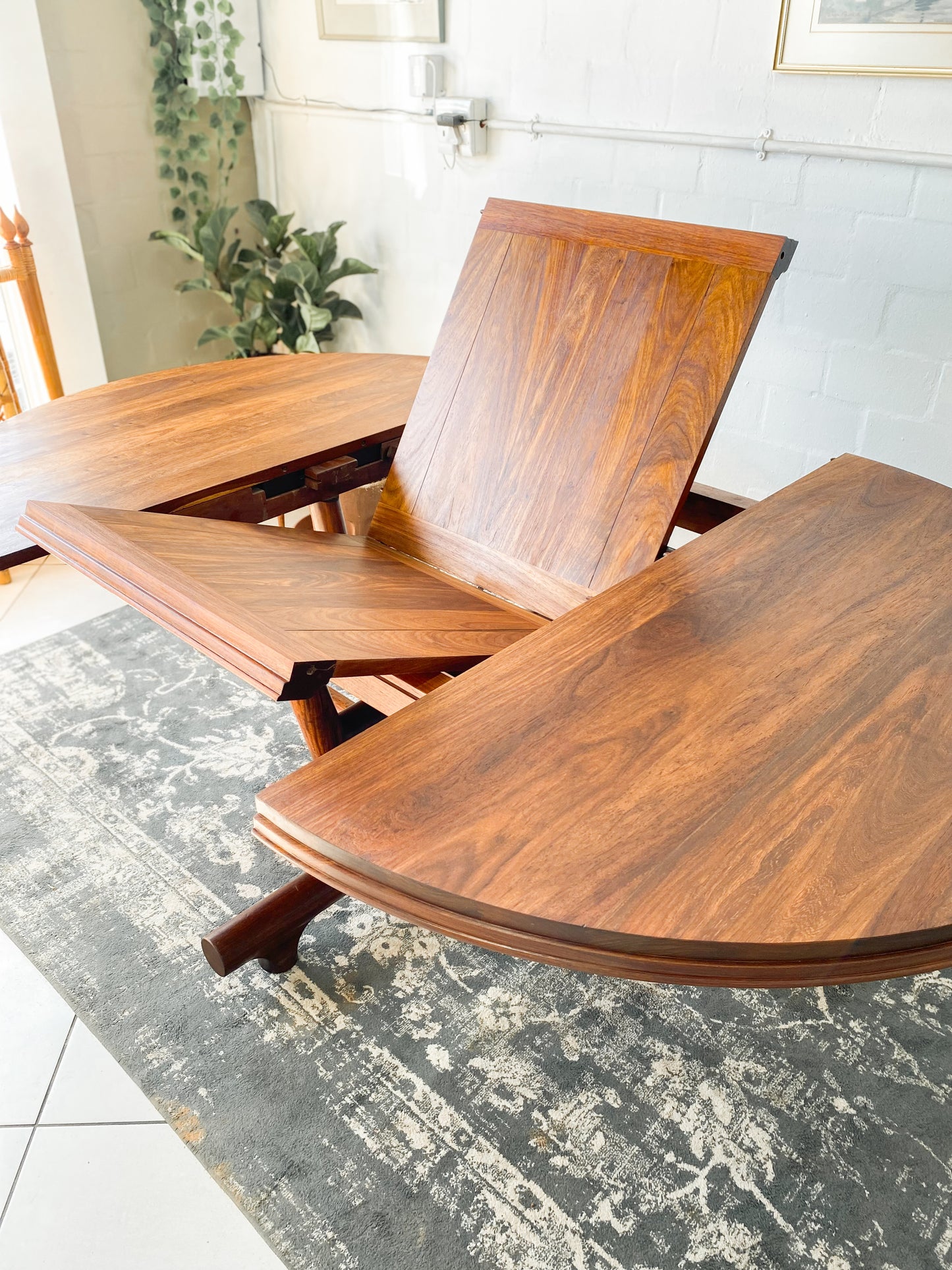 Artecasa Extendable Dining Table