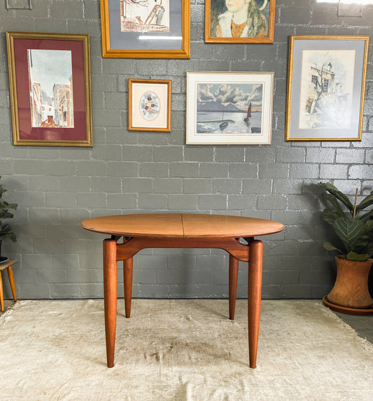 Duros Extendable Dining Table