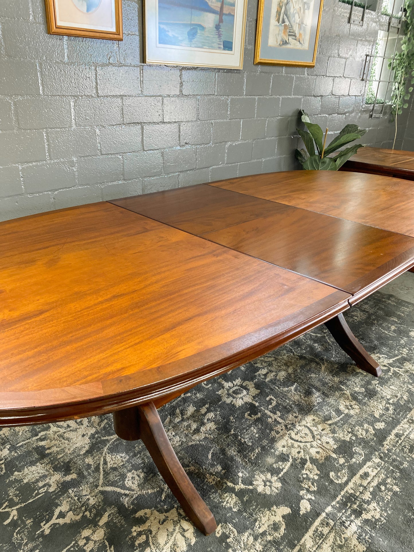 EE Meyer Extendable Dining Table
