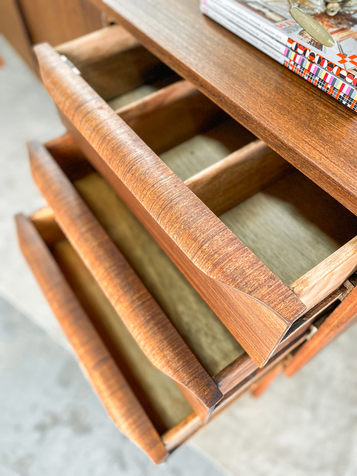 Duros Mid Century Sideboard