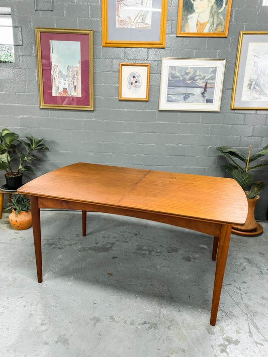 Frystark Extendable Dining Table