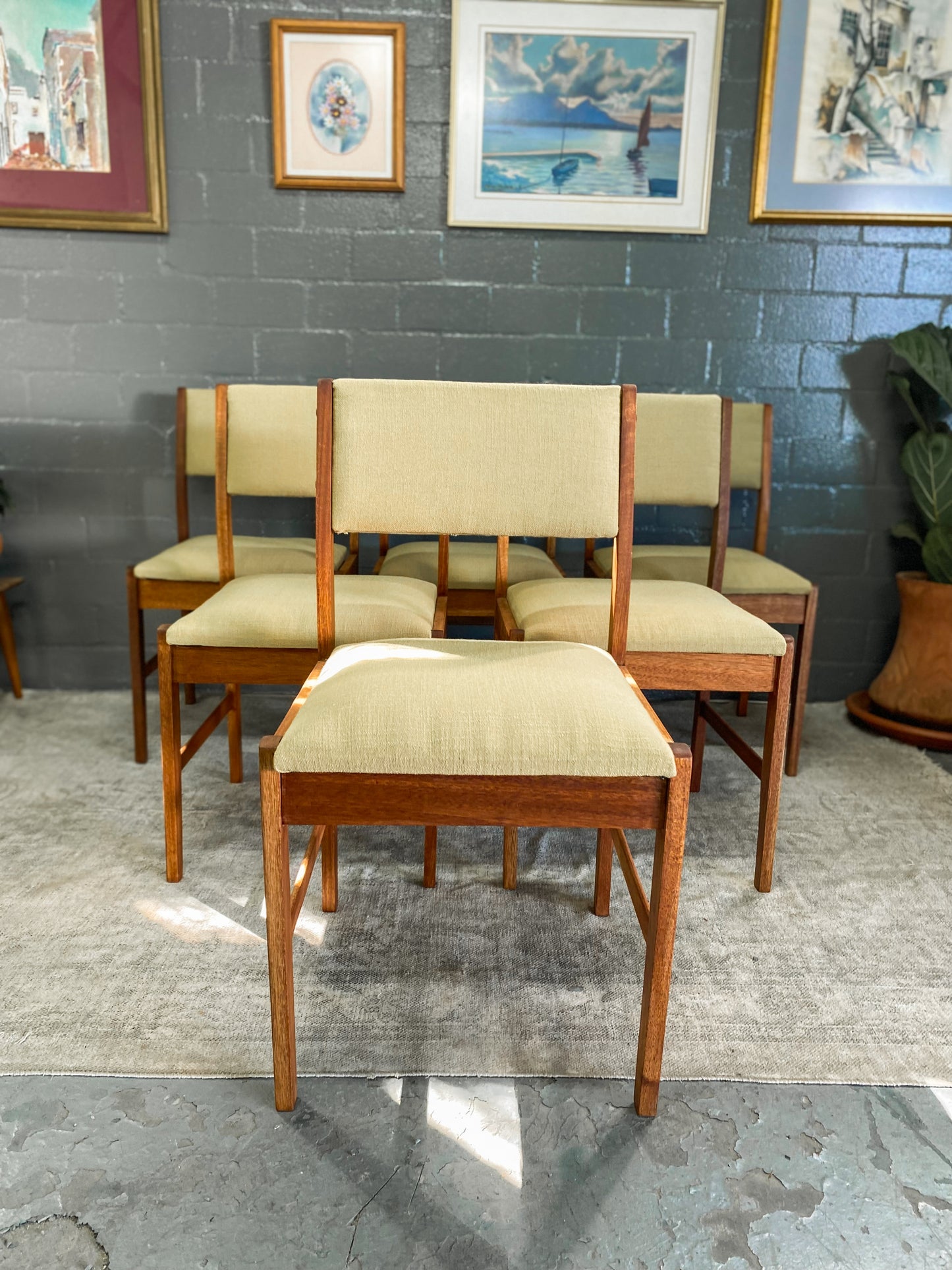 Set of 6 Mid Century Dining Chairs