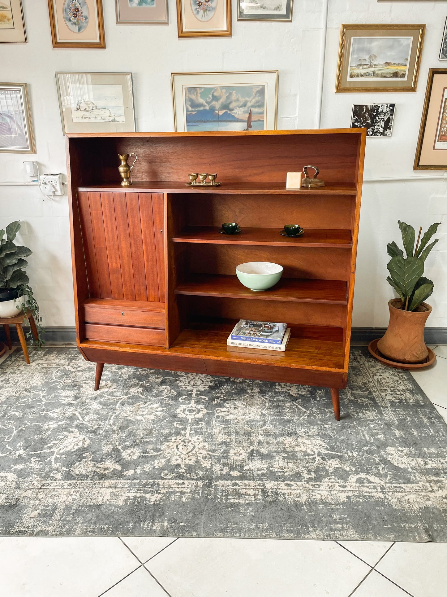 Mid-Century Display Cabinet and Shelf