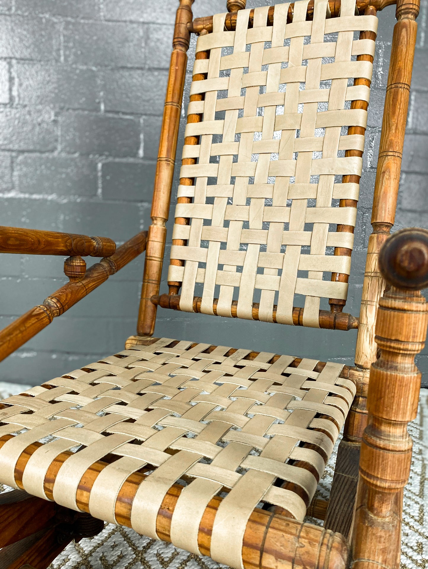 Early 20th Century American Rocking Chair