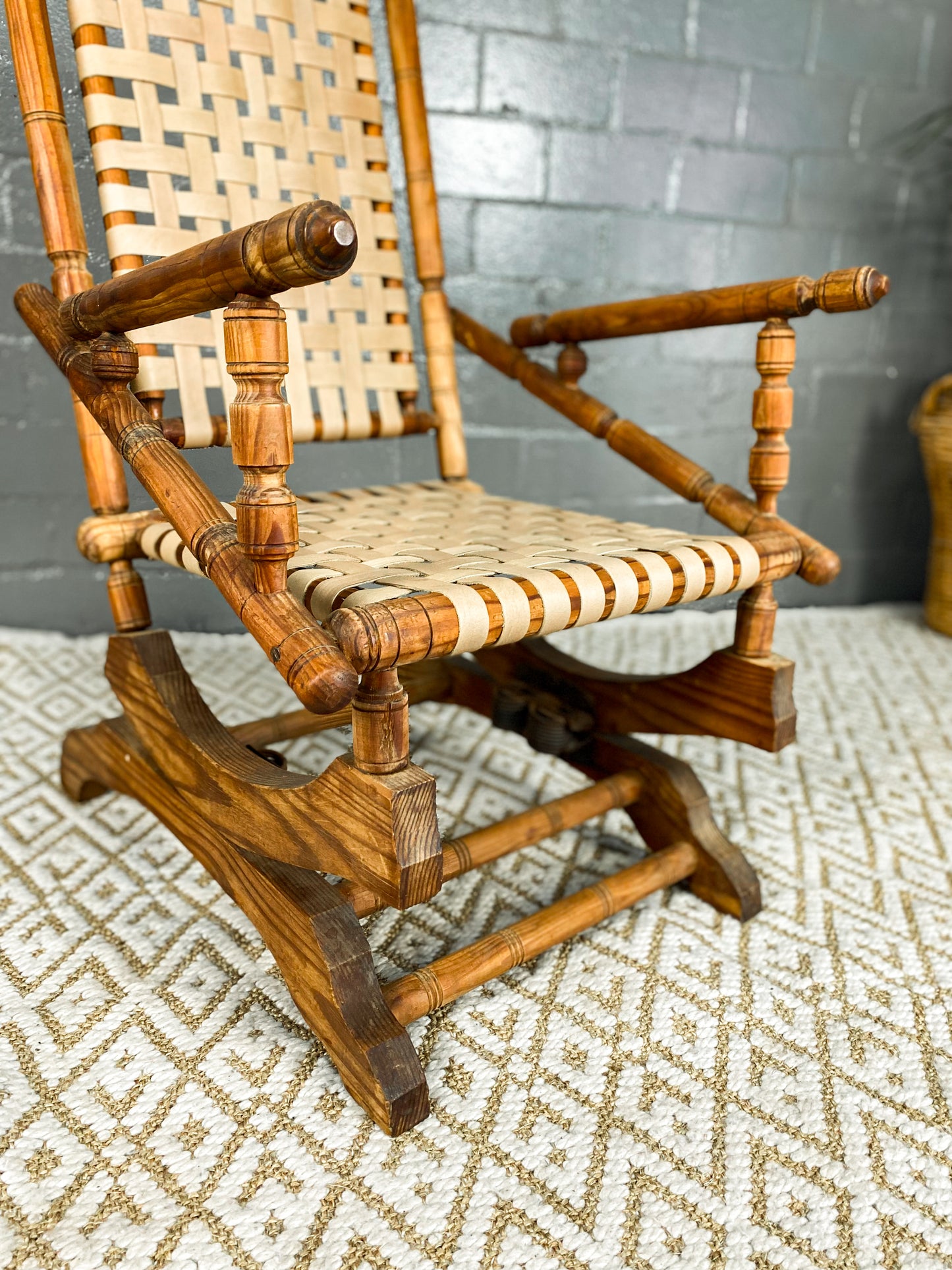 Early 20th Century American Rocking Chair