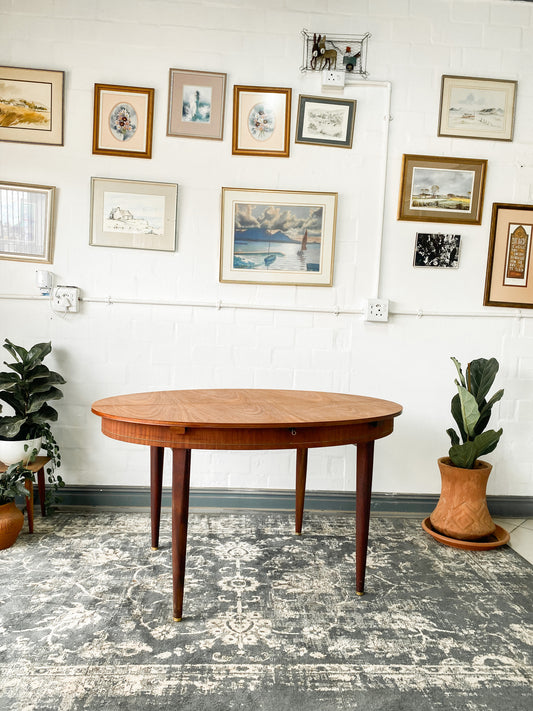 Greaves and Thomas Extendable Dining Table