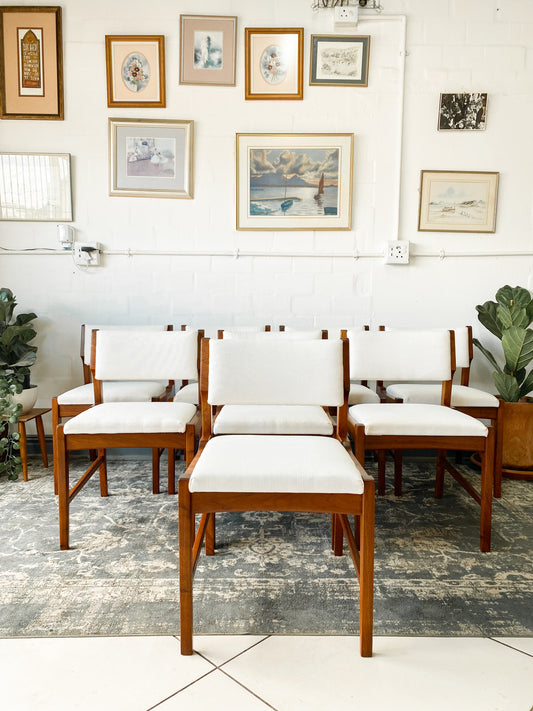 Set of 8 Kallenbach-style dining chairs