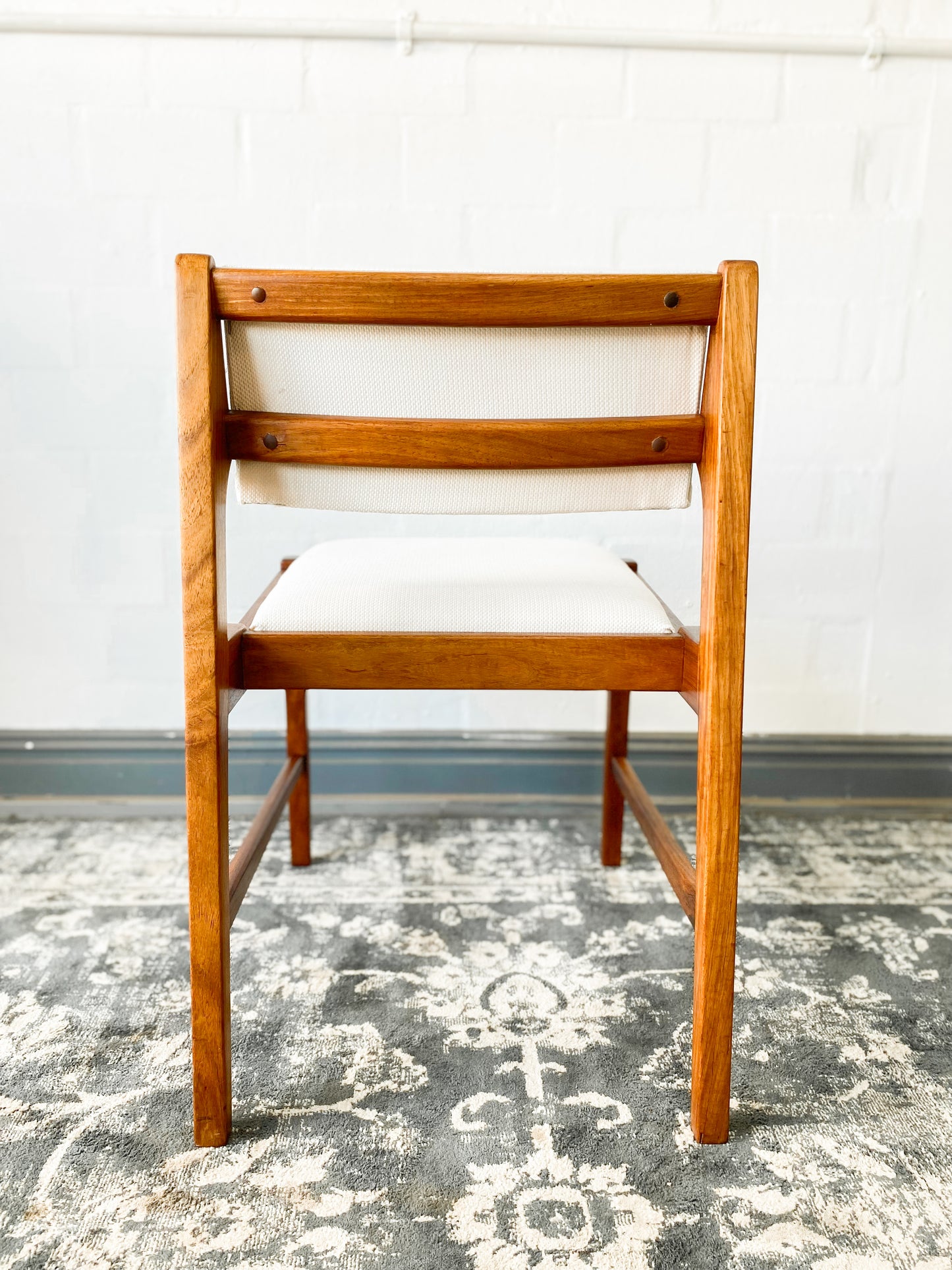 Set of 8 Kallenbach-style dining chairs