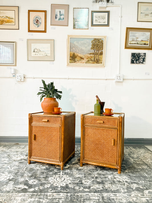Cane Pedestals