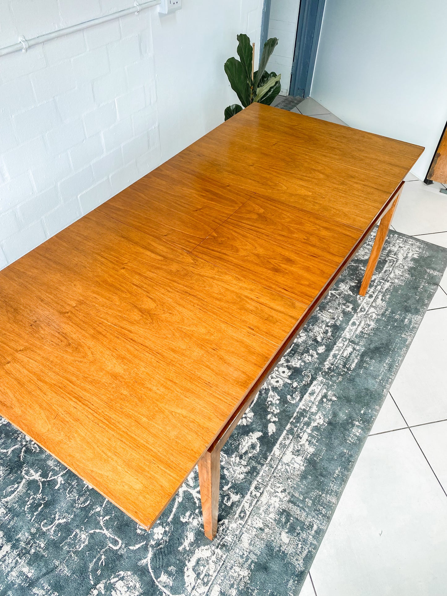 Kiaat Extendable Dining Table
