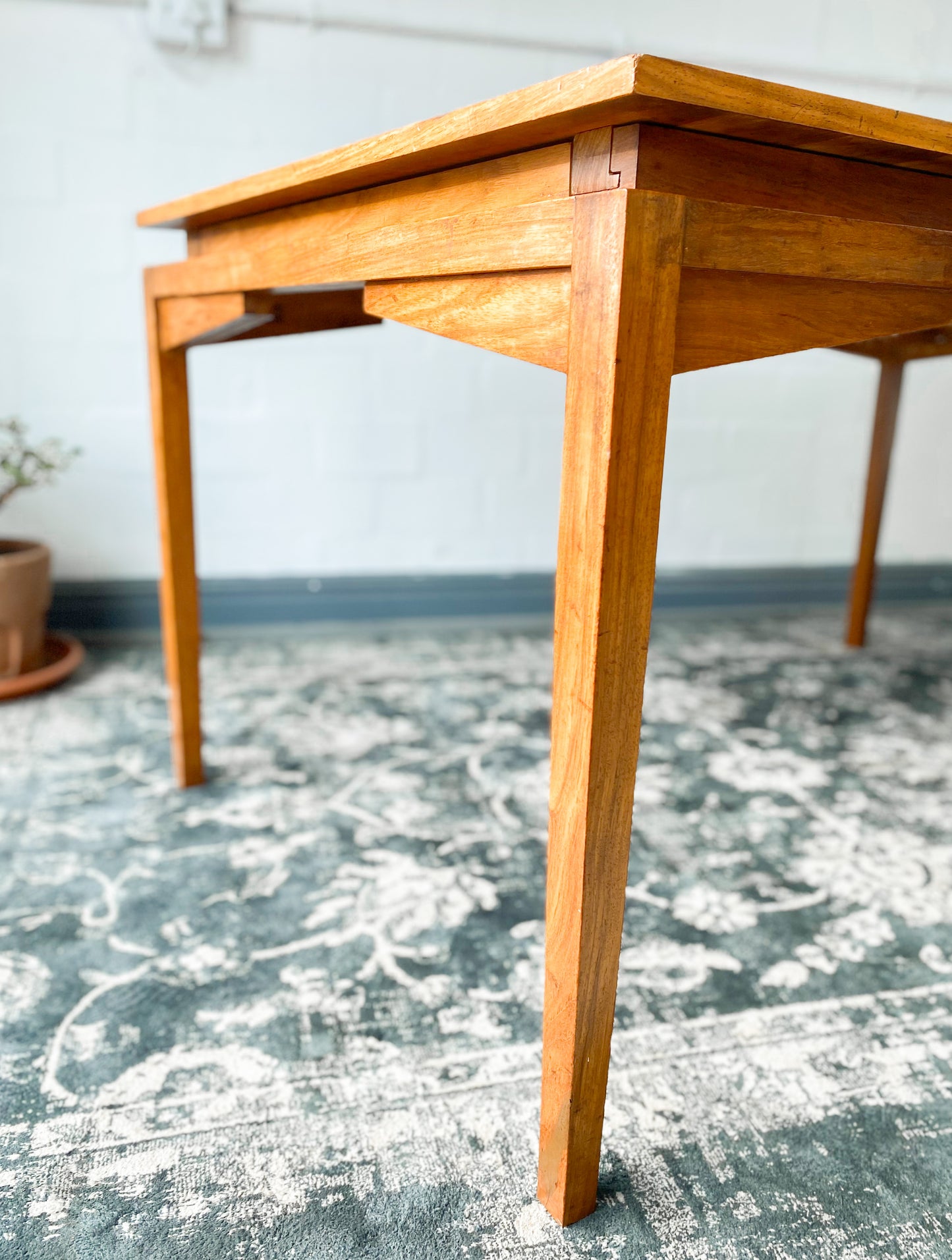 Kiaat Extendable Dining Table