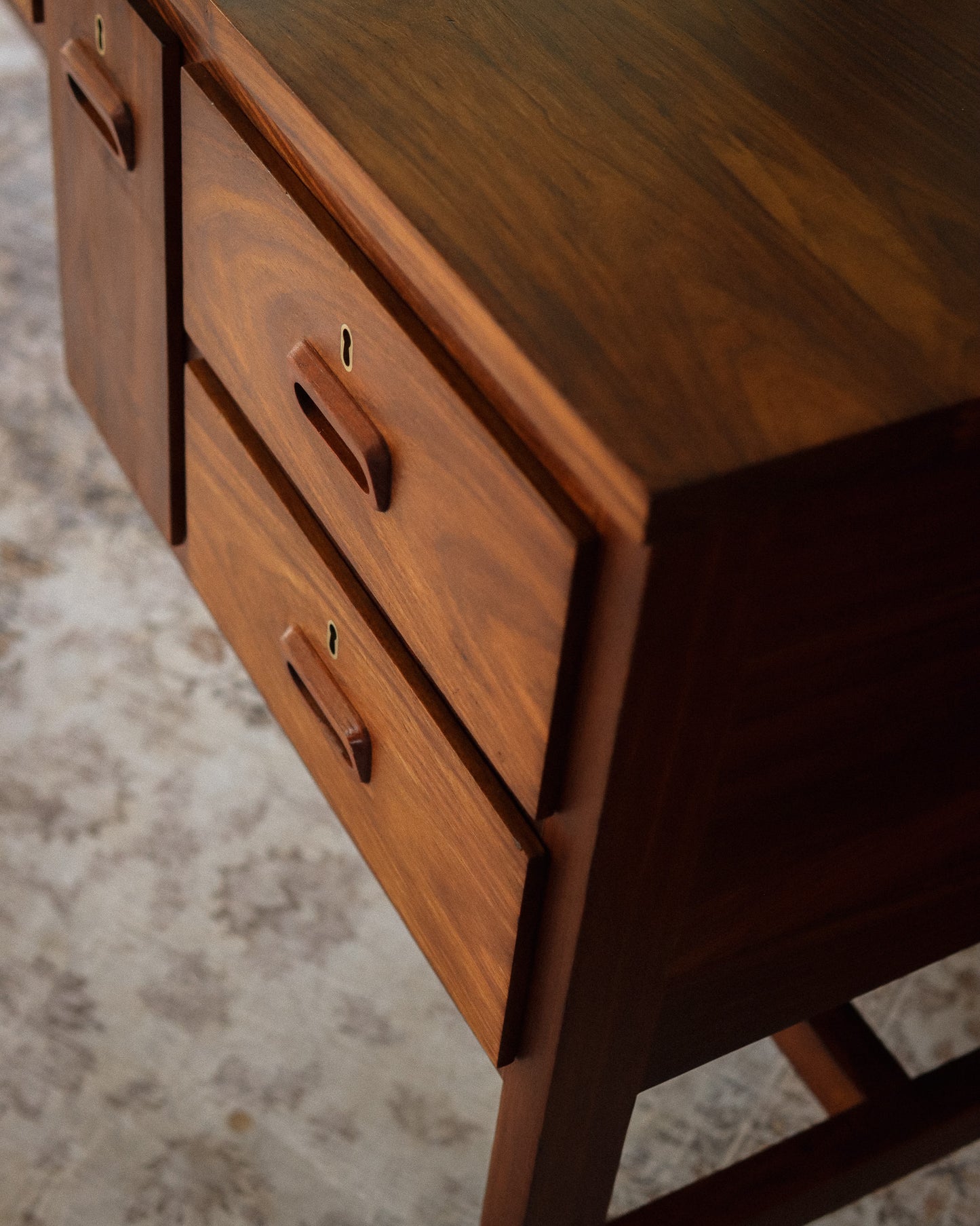 Mid-Century Kiaat Dresser by Artecasa