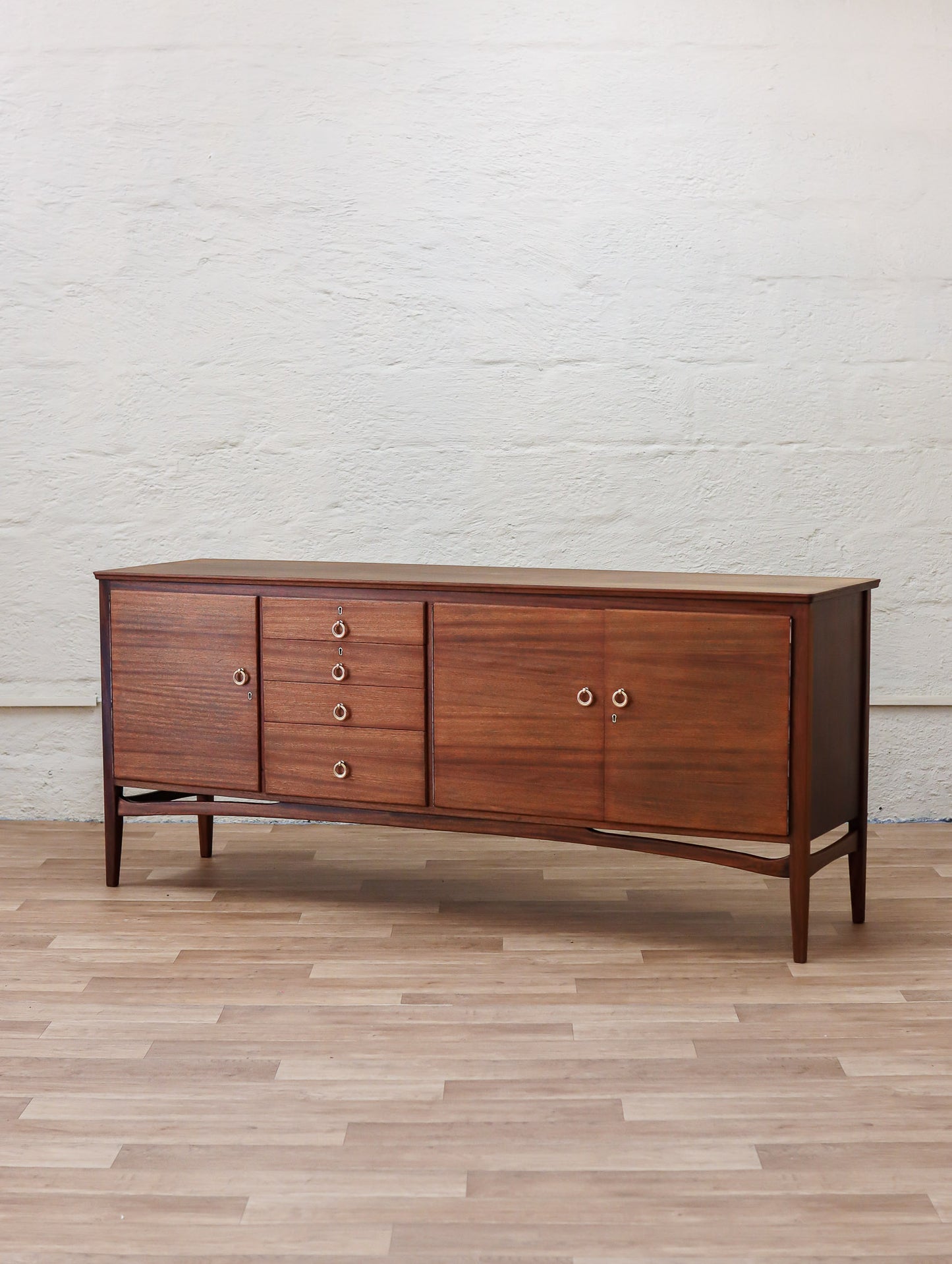 DS Vorster Sideboard