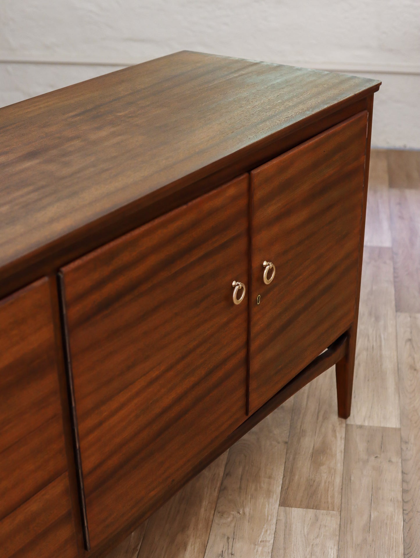DS Vorster Sideboard
