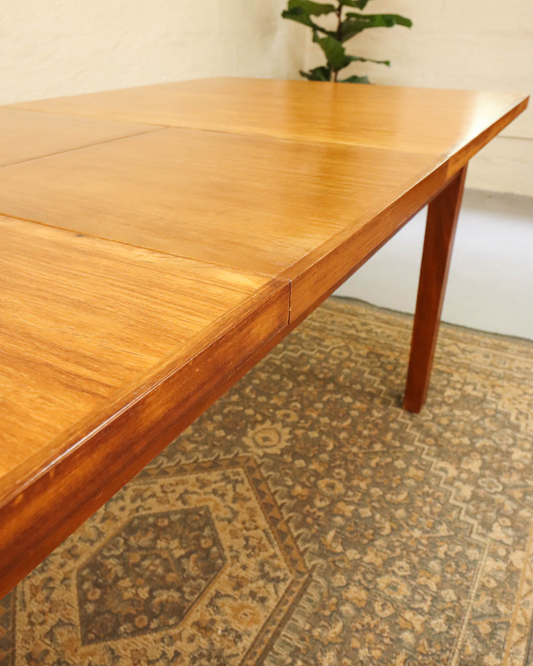 Frystark Teak Extendable Dining Table