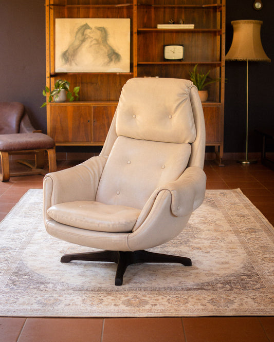 Retro Swivel Armchair by Grafton Everest