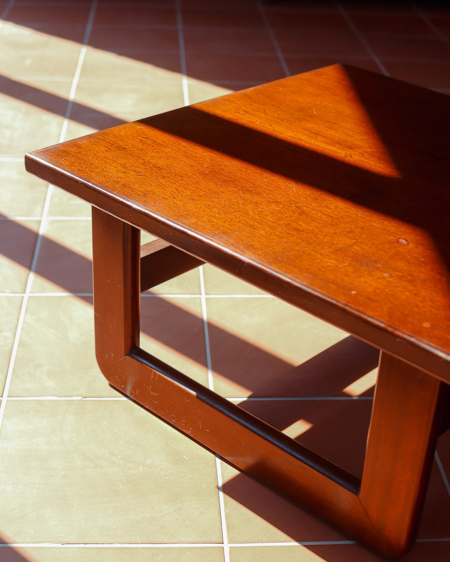 Retro Grafton Everest Coffee Table