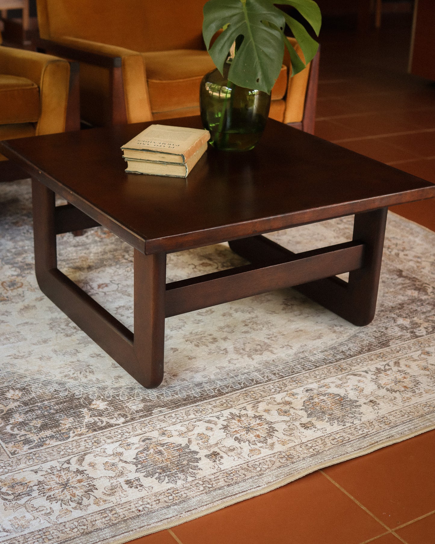 Retro Grafton Everest Coffee Table
