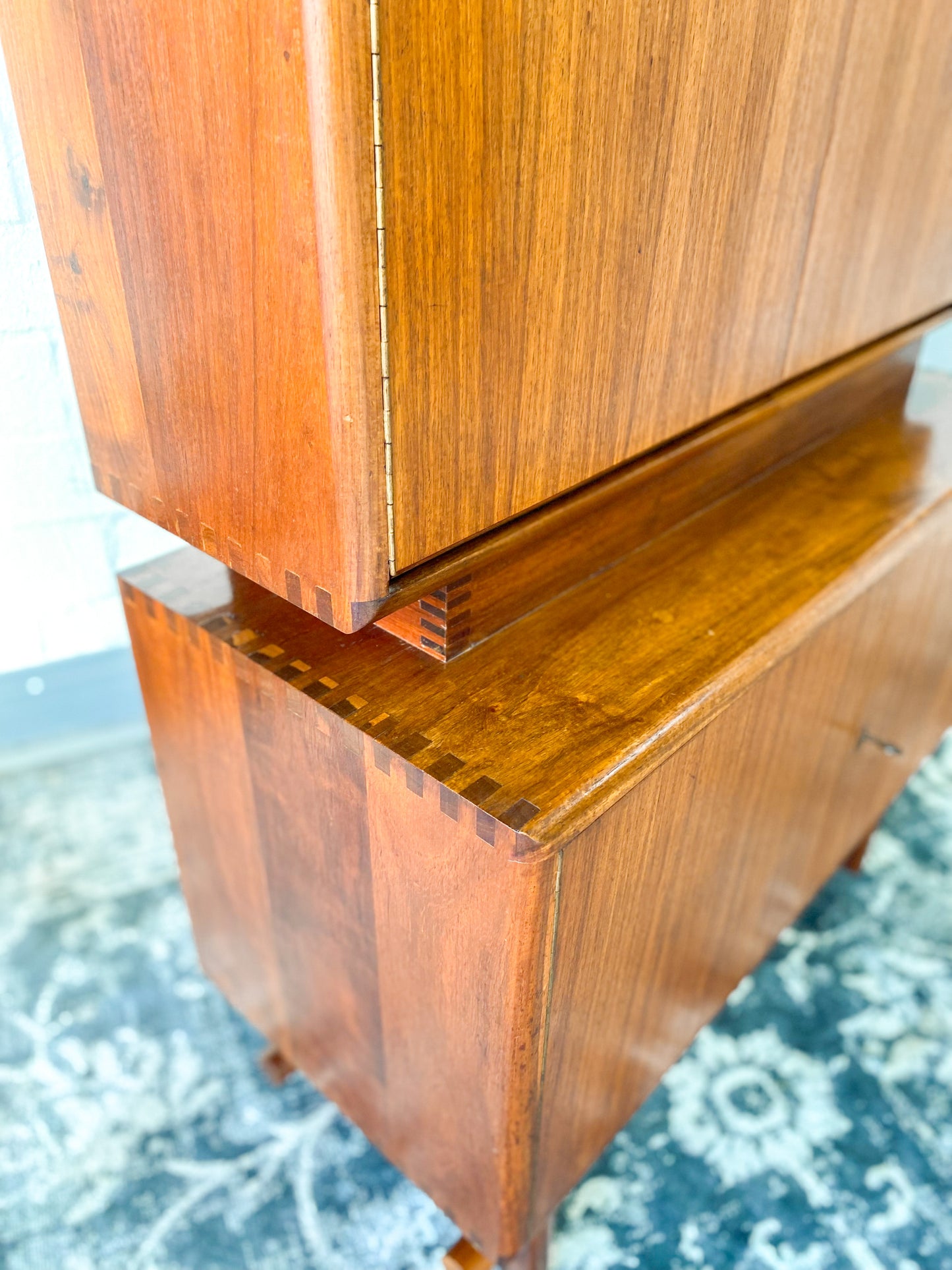Kiaat Mid-Century Drinks Cabinet