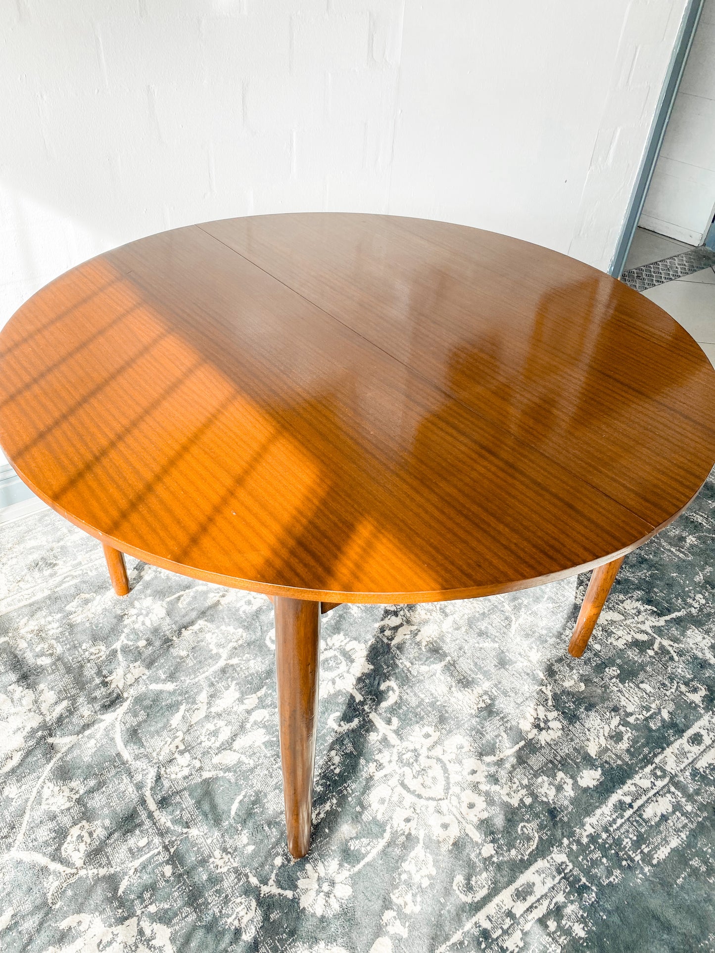 Mid Century Extendable Dining Table
