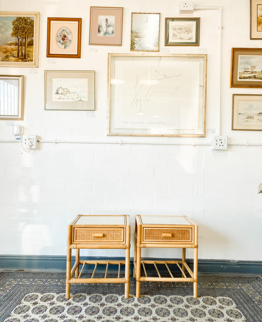 Cane Pedestals