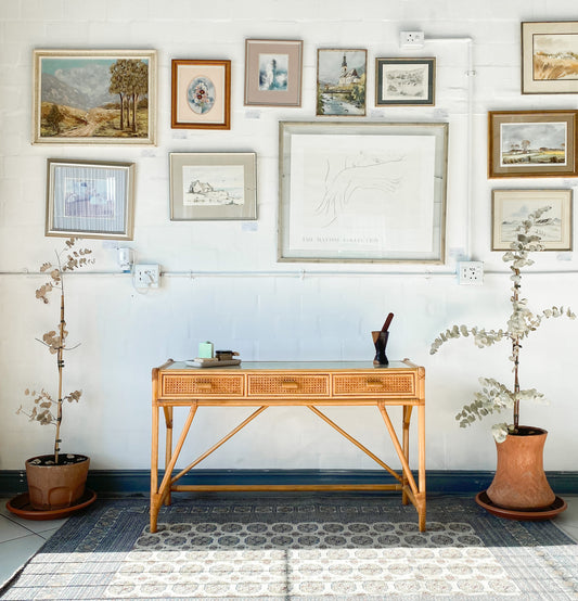 Cane Dresser