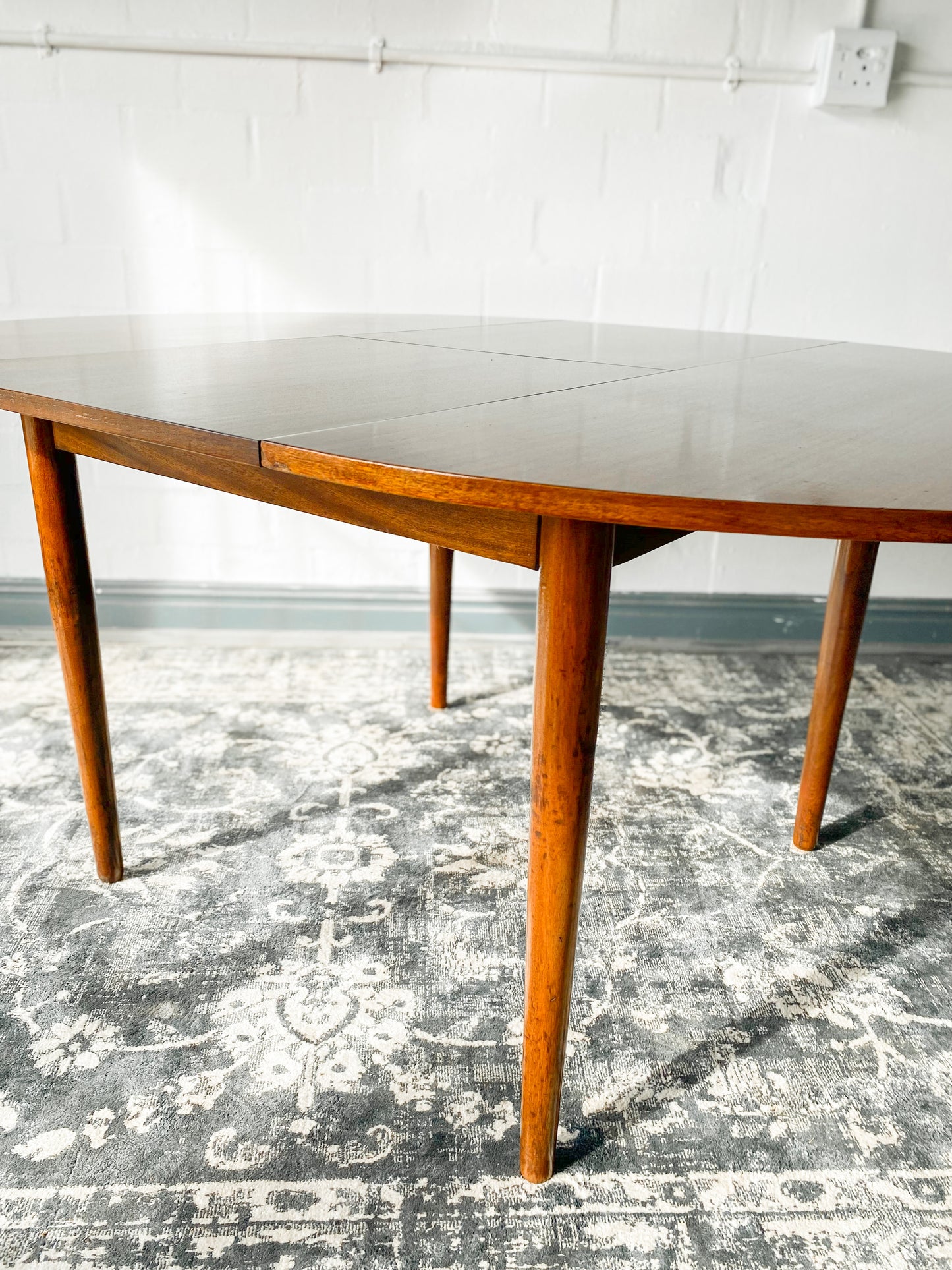 Mid Century Extendable Dining Table