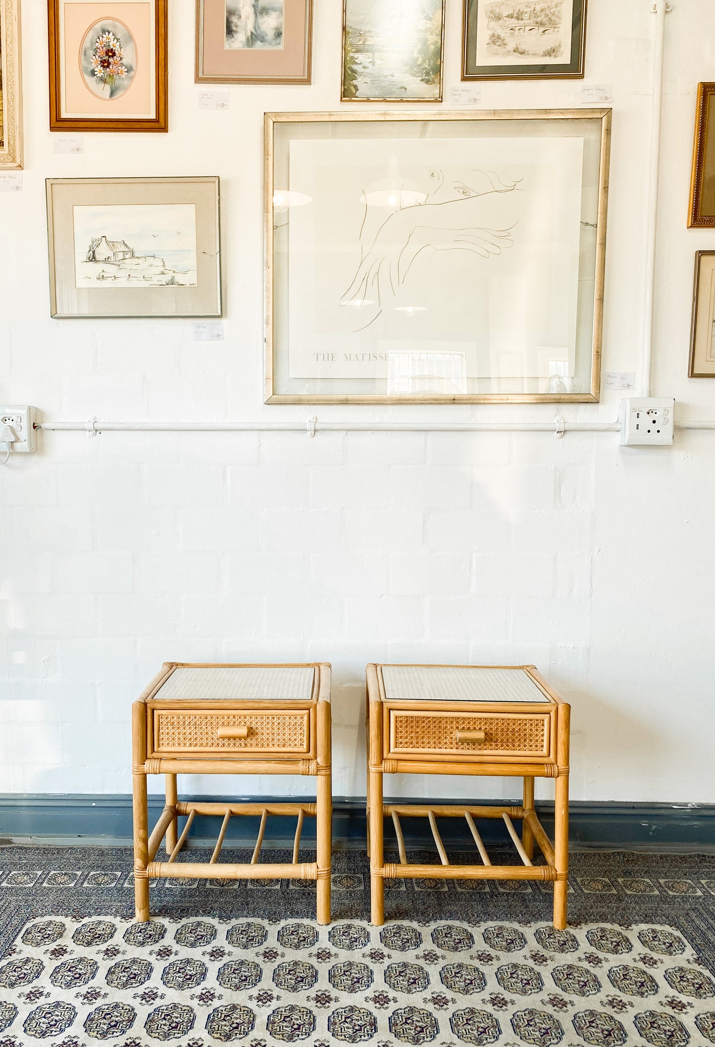 Cane Pedestals