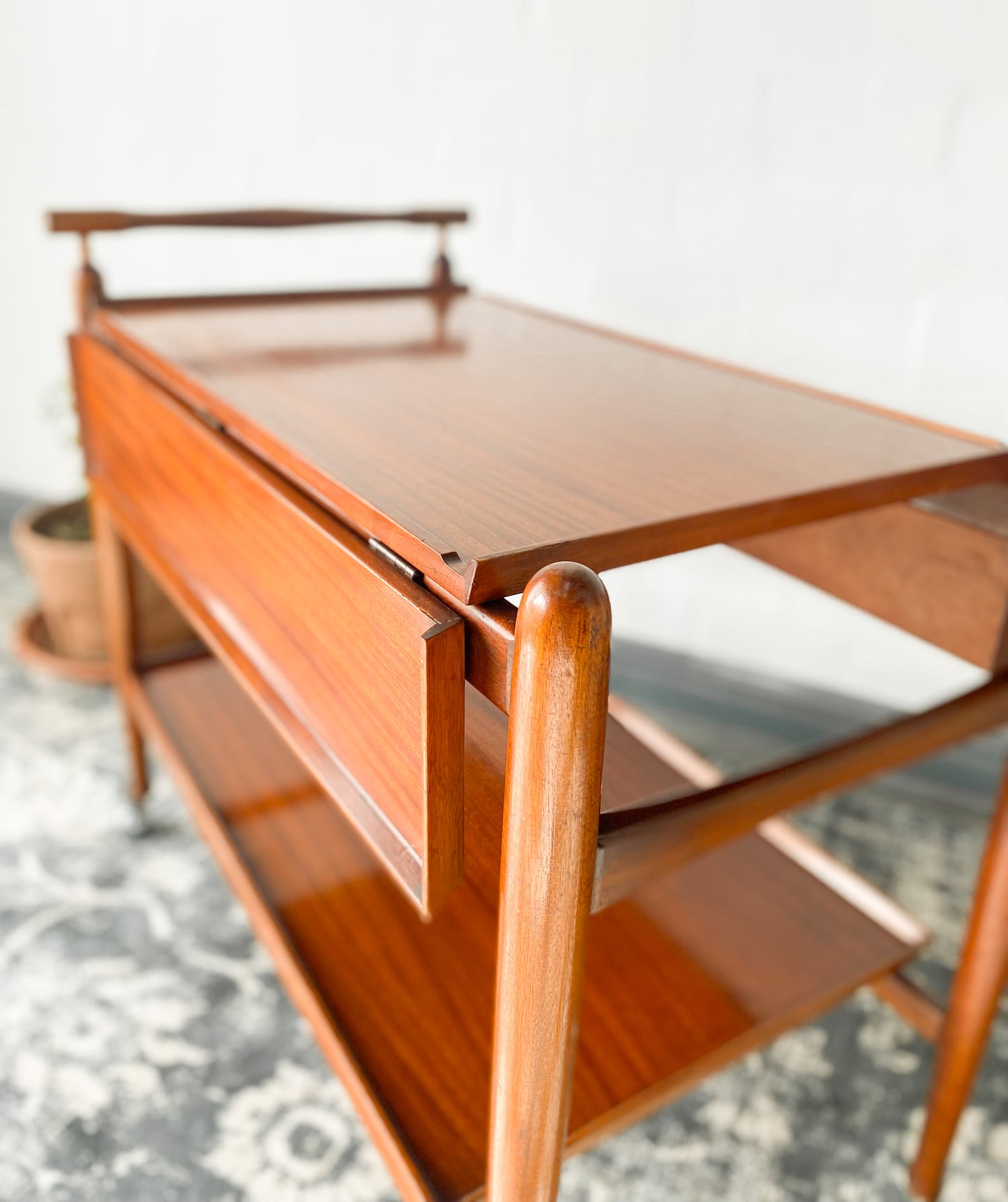 Retro Drinks Trolley