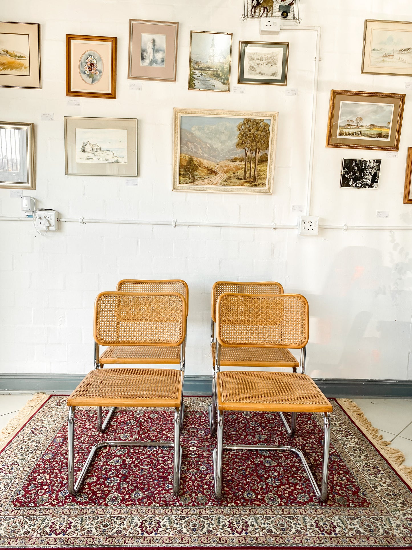 4 Cesca Dining Chairs