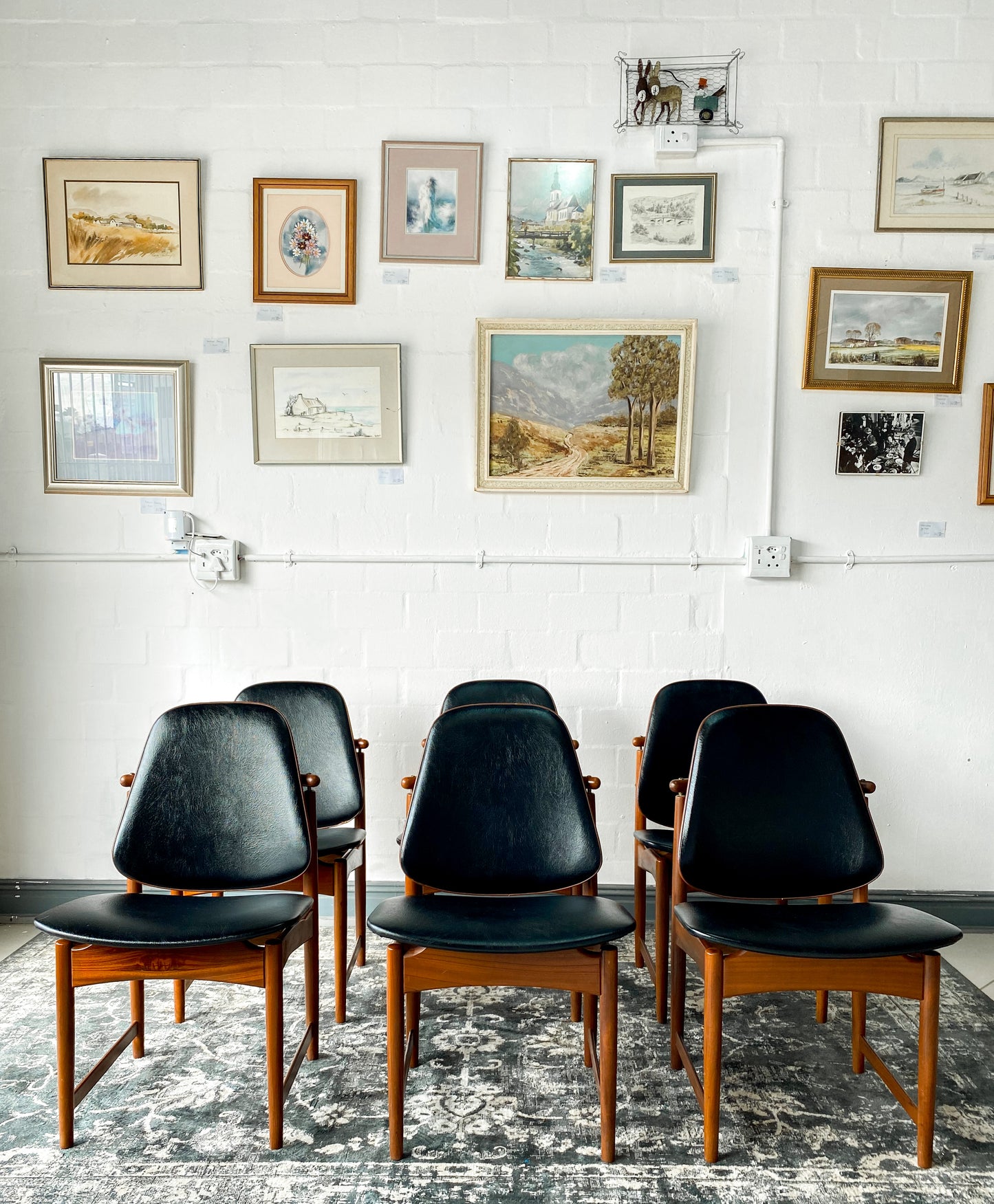Frystark Dining Chairs