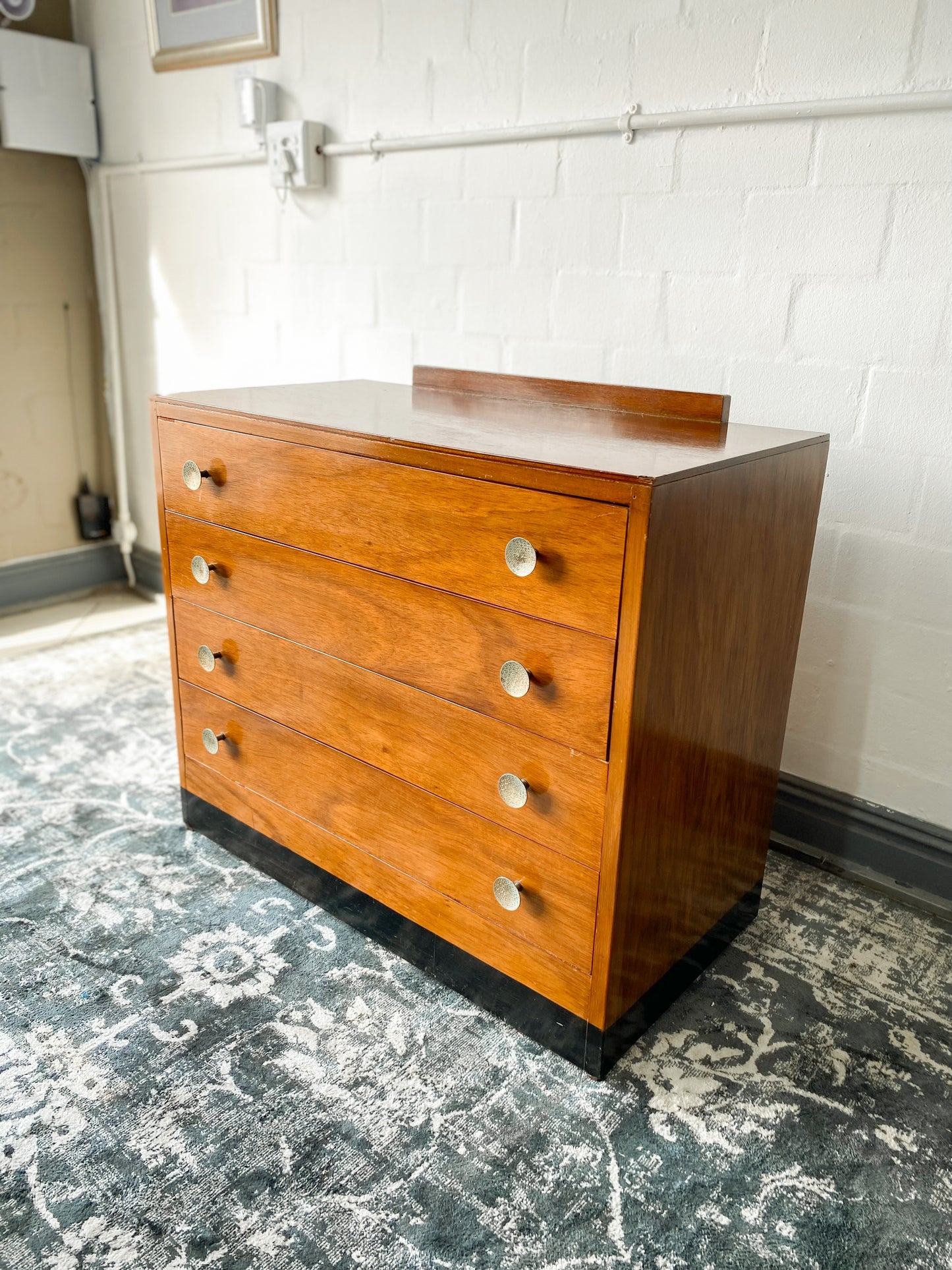 Mid Century Chest of Drawers